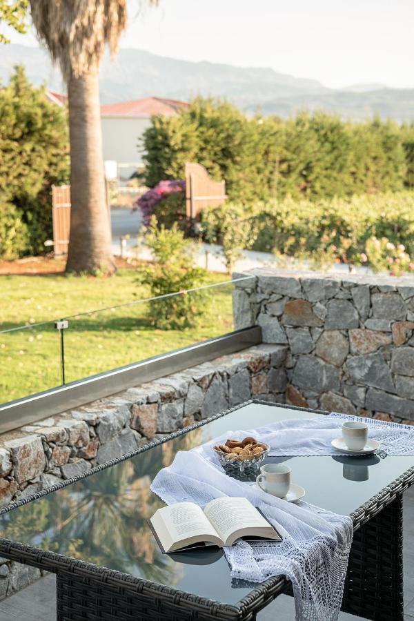 Villa Enny, 3 Bd With Private Heated Pool Agia  エクステリア 写真