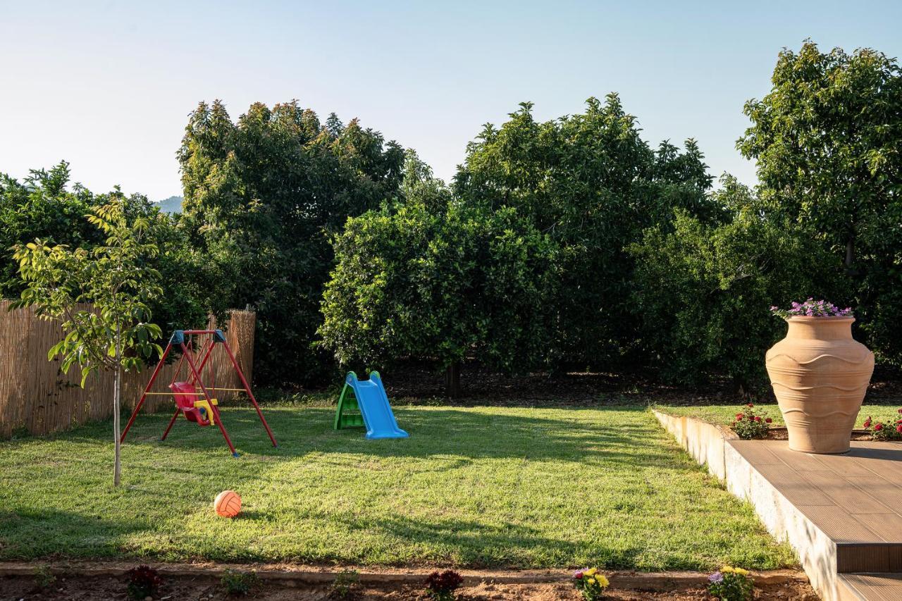 Villa Enny, 3 Bd With Private Heated Pool Agia  エクステリア 写真
