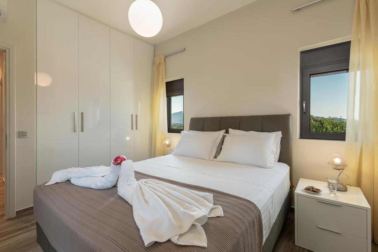 Villa Enny, 3 Bd With Private Heated Pool Agia  エクステリア 写真