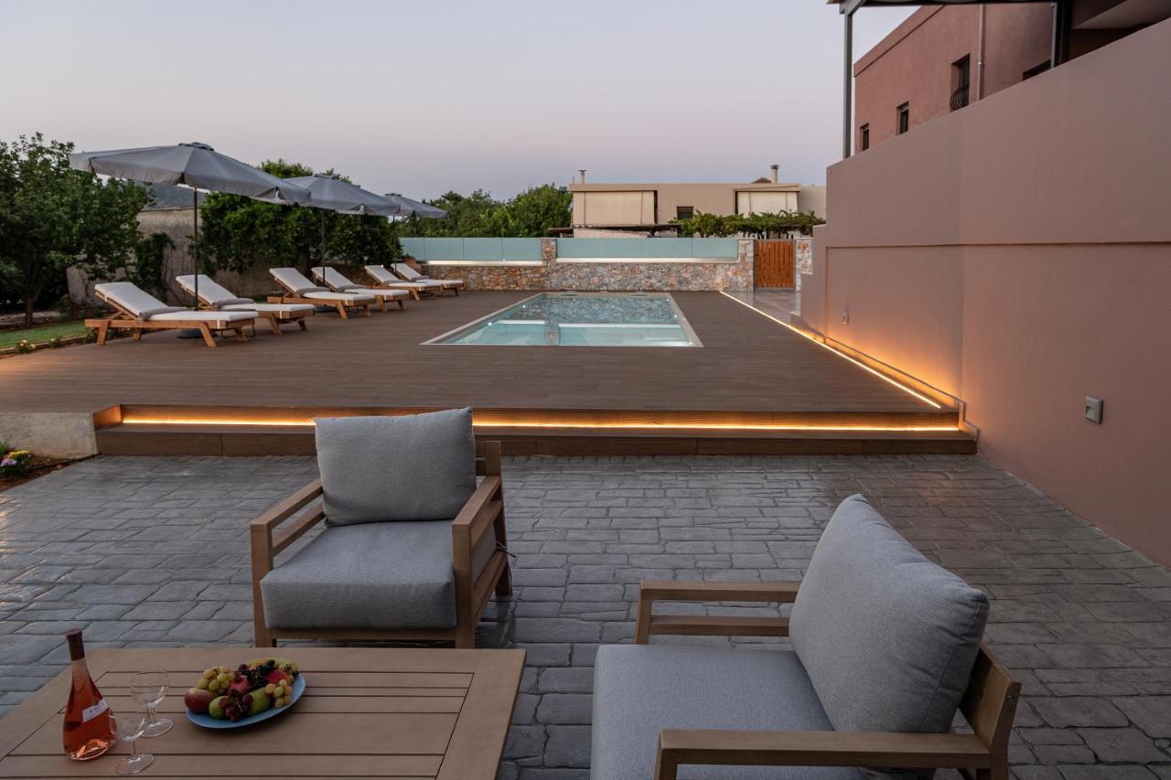 Villa Enny, 3 Bd With Private Heated Pool Agia  エクステリア 写真